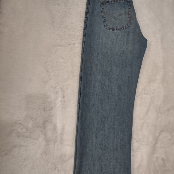 Levi's jeans Size 33x28 - Picture 13 of 16